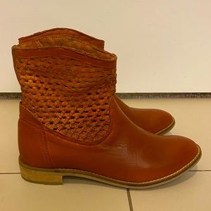 Seychelles Brown Leather Boots